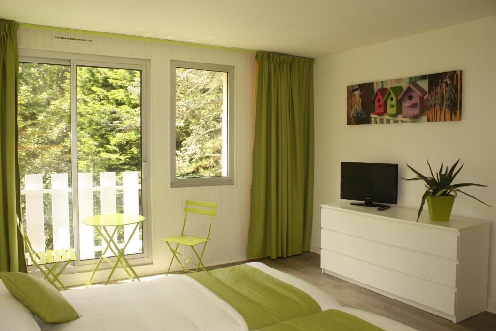 Latitude Ouest Hotel Restaurant & Spa โลโครน็อง ห้อง รูปภาพ
