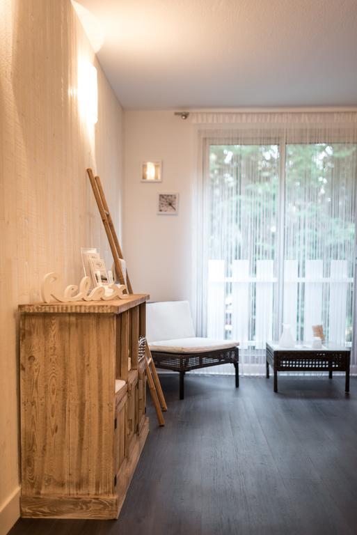 Latitude Ouest Hotel Restaurant & Spa โลโครน็อง ภายนอก รูปภาพ