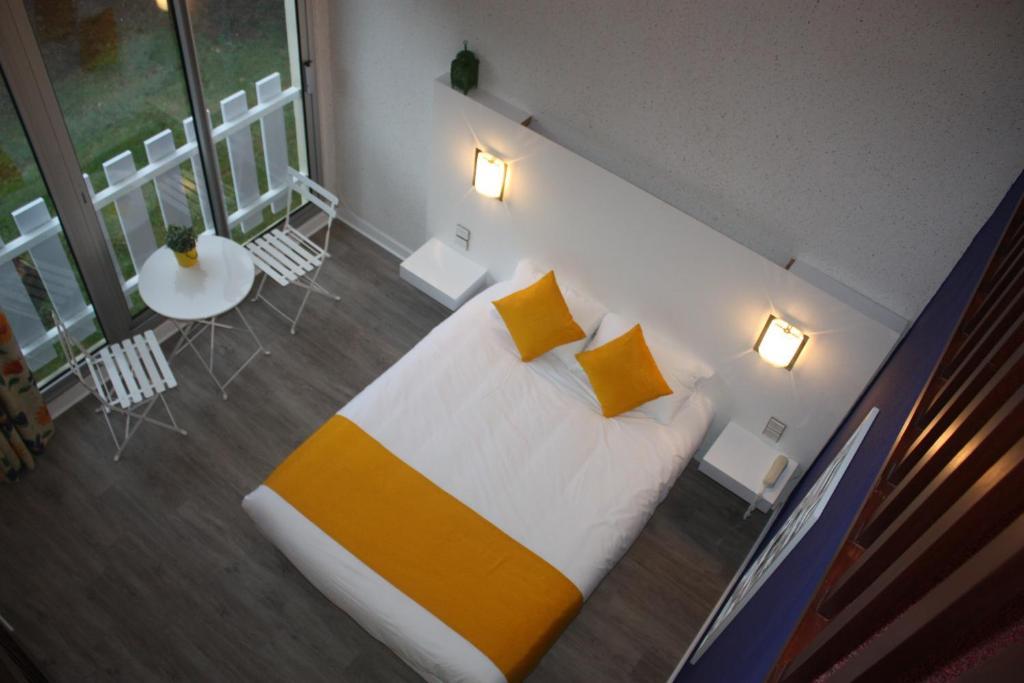 Latitude Ouest Hotel Restaurant & Spa โลโครน็อง ห้อง รูปภาพ